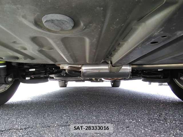 Toyota VOXY 2016-11 8415746-16