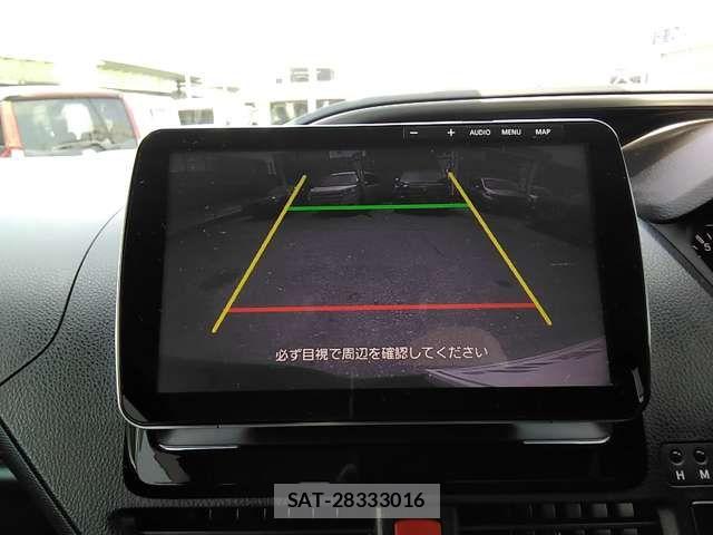 Toyota VOXY 2016-11 8415746-18