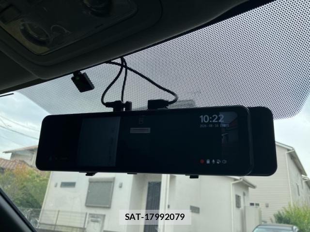 Toyota VOXY 2014-04 8415754-15
