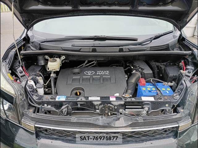 Toyota VOXY 2013-12 8415750-22