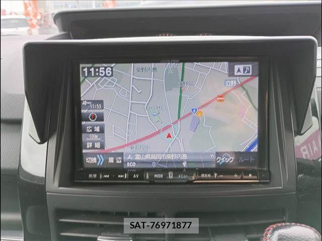Toyota VOXY 2013-12 8415750-5