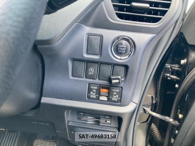 Toyota VOXY 2014-03 8415752-14