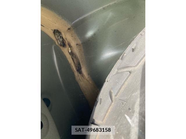 Toyota VOXY 2014-03 8415752-27