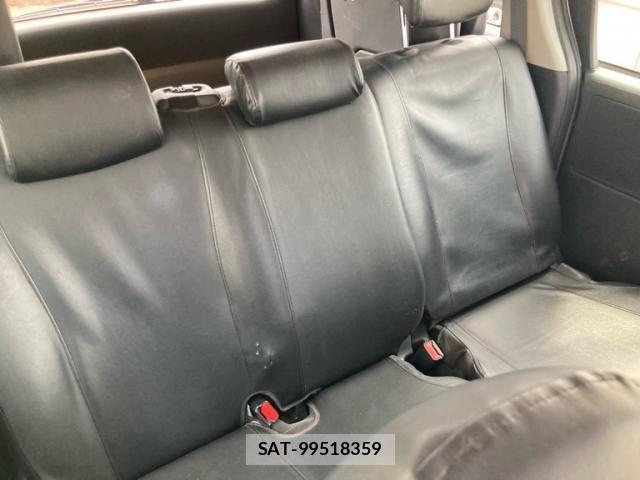 Toyota VOXY 2012-02 8415773-15