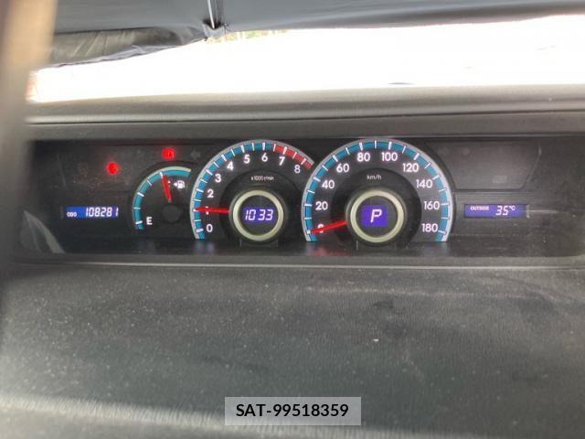 Toyota VOXY 2012-02 8415773-18