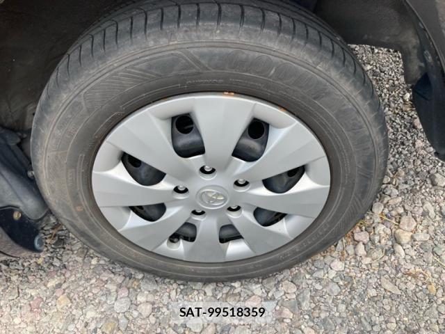Toyota VOXY 2012-02 8415773-7