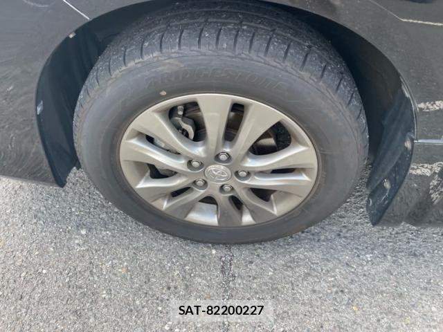 Toyota VOXY 2011-10 8415771-7
