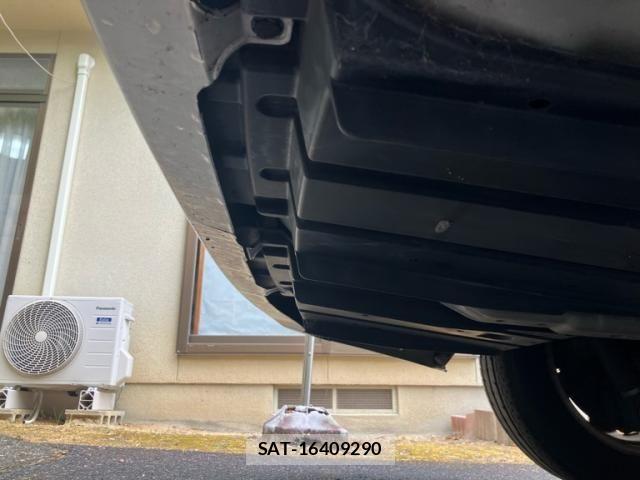 Toyota VOXY 2009-06 8415779-5