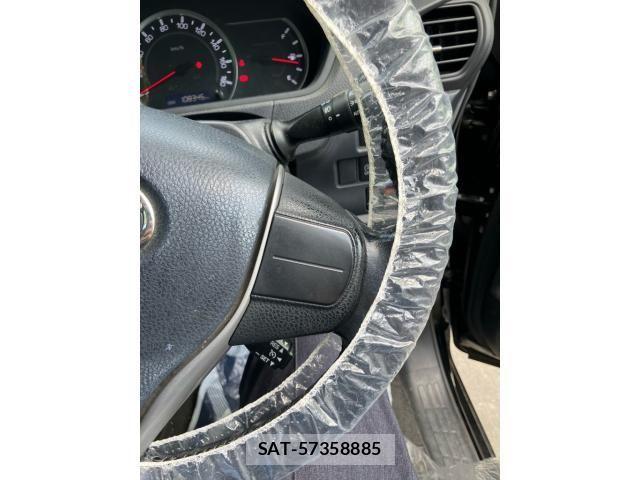 Toyota VOXY 2014-10 8415768-18