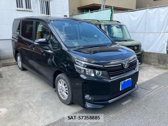 Toyota VOXY 2014-10 8415768-3