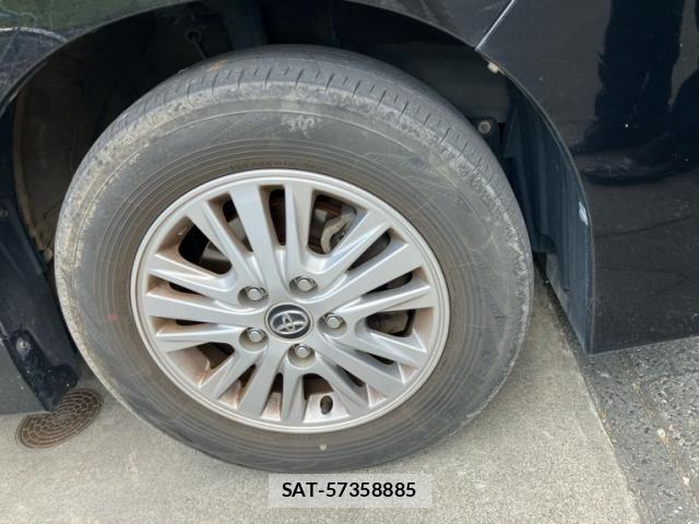 Toyota VOXY 2014-10 8415768-8