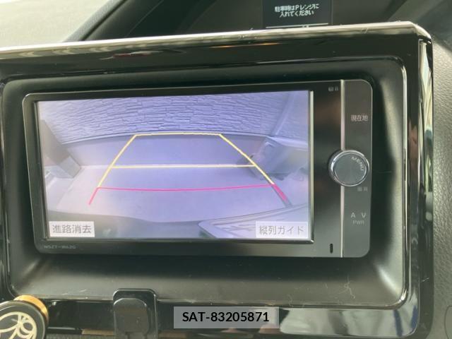 Toyota VOXY 2014-02 8415766-20