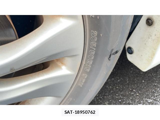 Toyota VOXY 2011-09 8415776-8