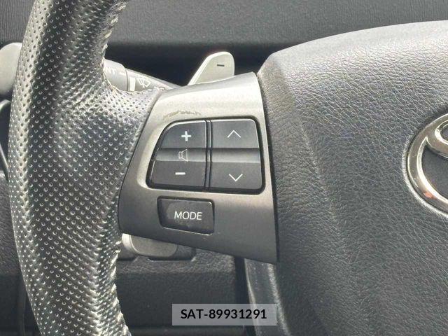 Toyota VOXY 2012-05 8415751-12