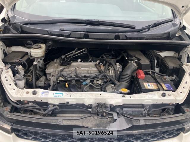 Toyota VOXY 2011-01 8415769-10