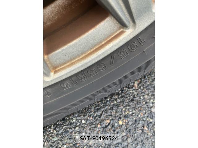 Toyota VOXY 2011-01 8415769-8