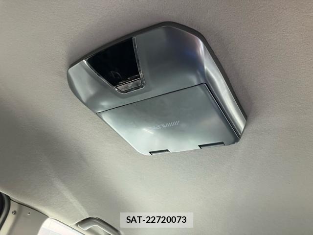 Toyota VOXY 2010-01 8415775-9