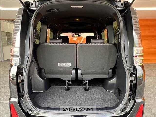 Toyota VOXY 2019-12 8415745-20