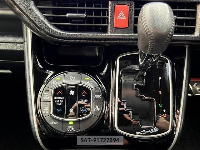 Toyota VOXY 2019-12 8415745-25