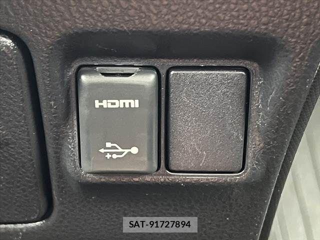 Toyota VOXY 2019-12 8415745-26