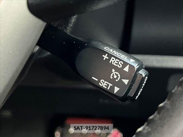 Toyota VOXY 2019-12 8415745-4