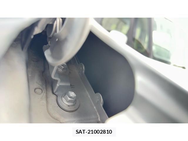 Toyota VOXY 2009-10 8415780-22