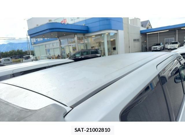 Toyota VOXY 2009-10 8415780-4
