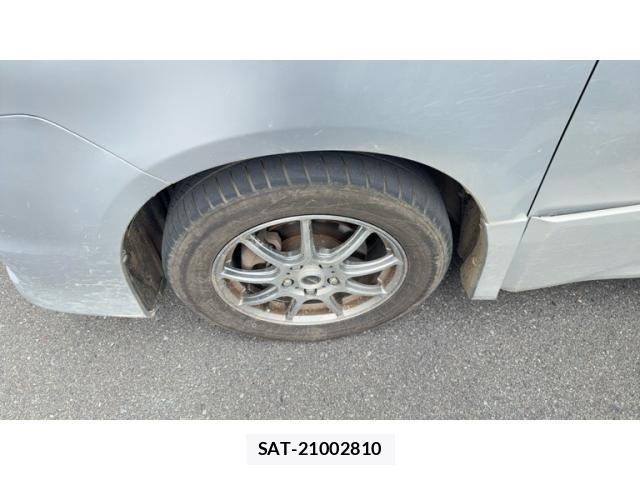 Toyota VOXY 2009-10 8415780-7