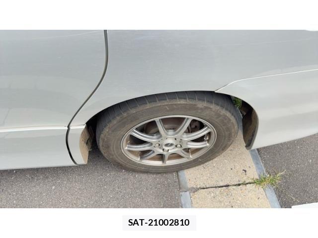 Toyota VOXY 2009-10 8415780-8
