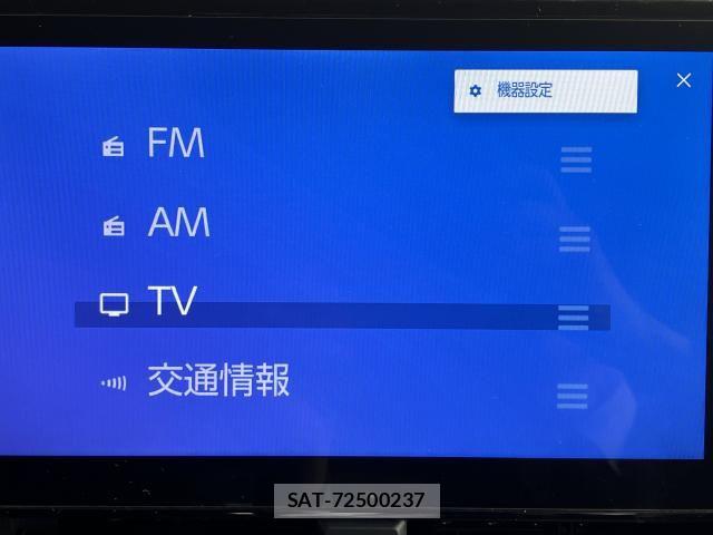 Toyota VOXY 2022-03 8415743-10