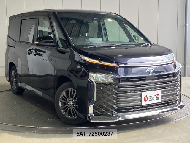 Toyota VOXY 2022-03 8415743-26