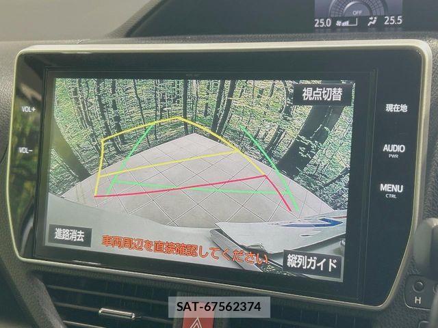 Toyota VOXY 2017-10 8439066-3