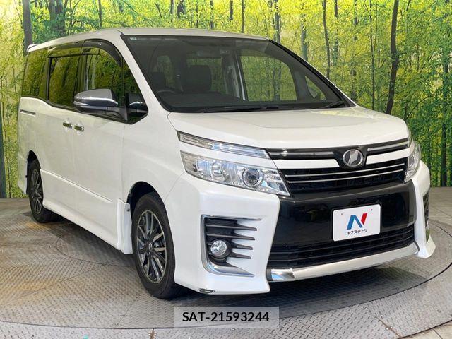 Toyota VOXY 2015-02 8439065-16