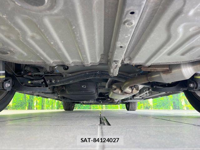 Toyota VOXY 2023-07 8439062-18