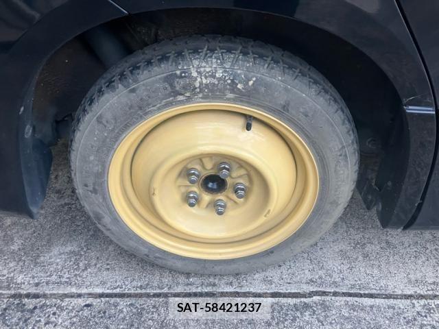 Toyota VOXY 2007-10 8439086-7