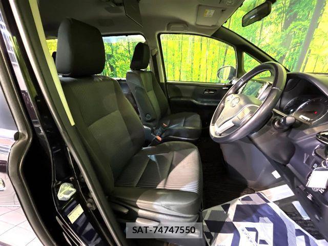 Toyota VOXY 2015-09 8439083-7