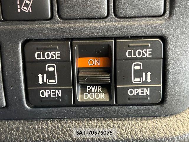 Toyota VOXY 2018-01 8439067-5