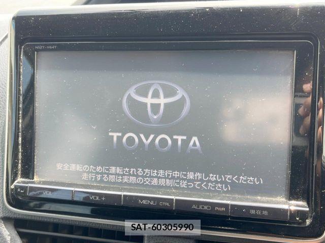Toyota VOXY 2014-10 8439072-2