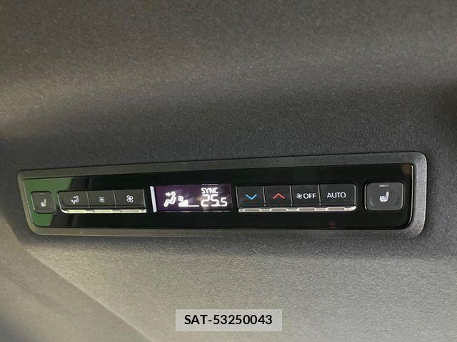Toyota VOXY 2022-10 8439060-7