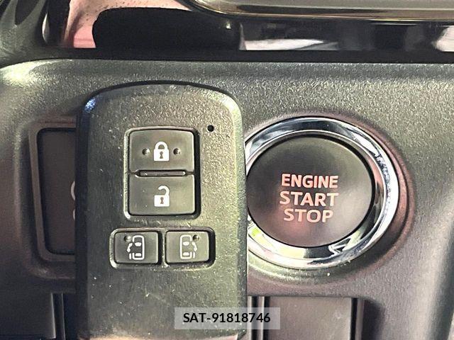 Toyota VOXY 2020-03 8439064-7