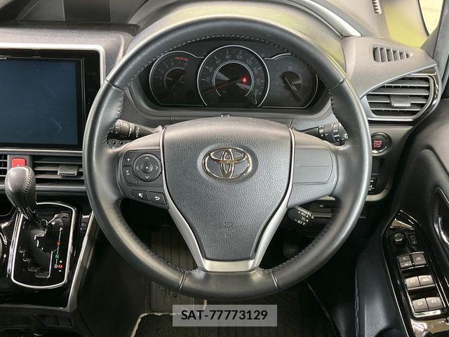 Toyota VOXY 2019-03 8439061-6