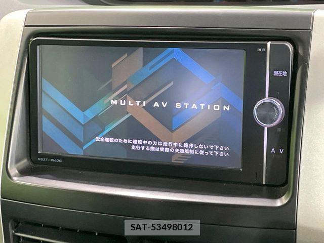 Toyota VOXY 2013-09 8439085-2