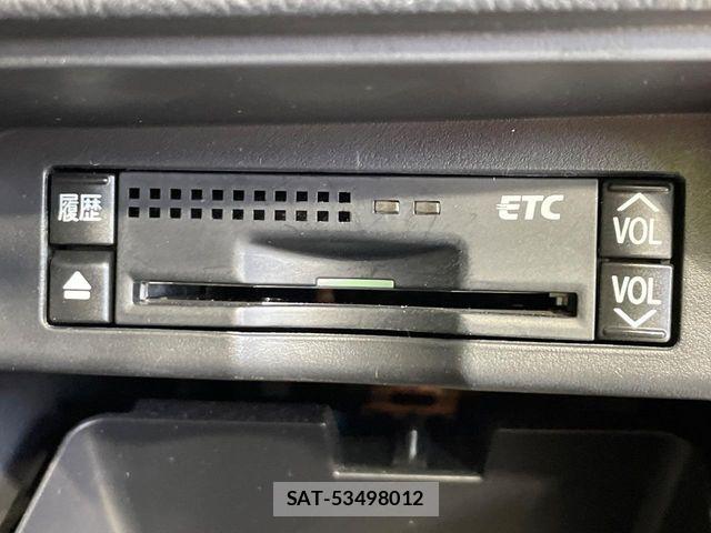 Toyota VOXY 2013-09 8439085-6