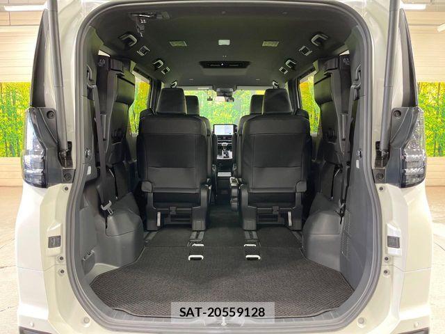 Toyota VOXY 2024-04 8439059-10