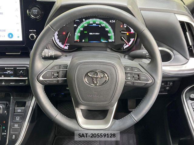 Toyota VOXY 2024-04 8439059-11