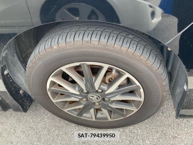 Toyota VOXY 2014-06 8439084-4