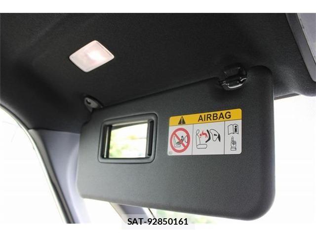 Toyota VOXY 2023-03 8458730-13