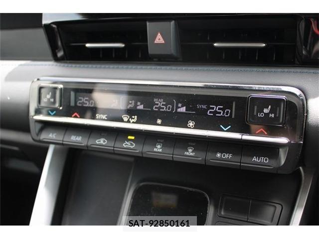 Toyota VOXY 2023-03 8458730-19