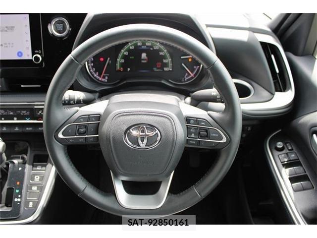 Toyota VOXY 2023-03 8458730-27