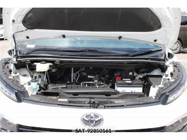 Toyota VOXY 2023-03 8458730-29